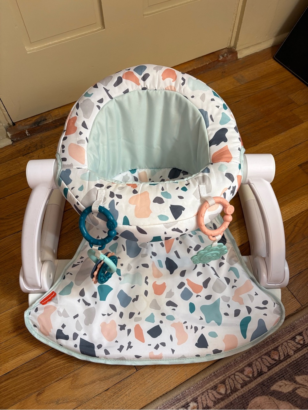 Fisher-Price Sit-Me-Up Floor Seat in Pacific Pebble